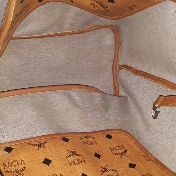 AUTHENTIC MCM TOTE - Picture 8 of 8